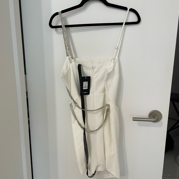 NWT Fashion Nova White Strapless Romper with Crystal Trim – Size M - Picture 3 of 5